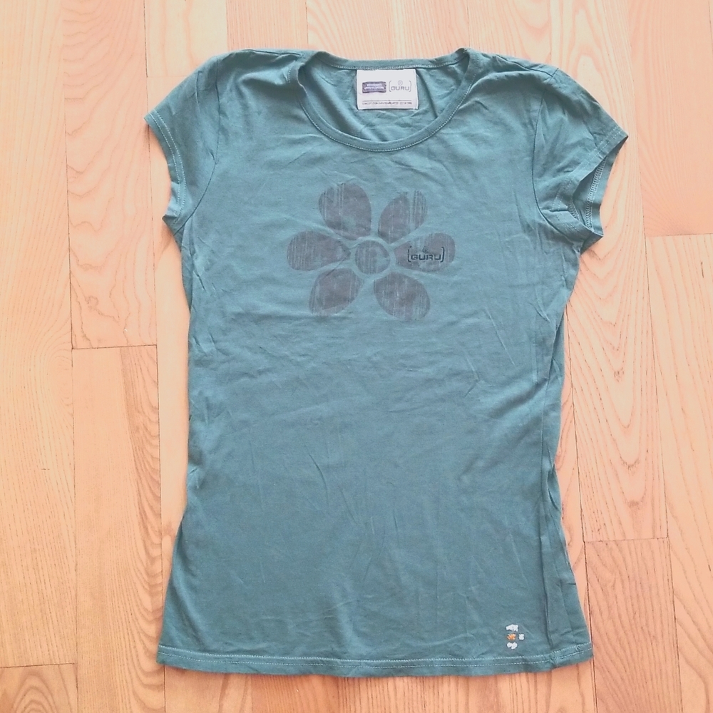 GURU Daisy Womens Vintage T-Shirt Large